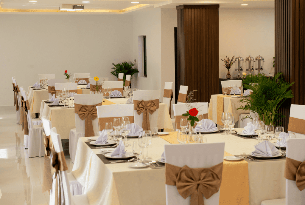 Khách sạn Hoàng Long